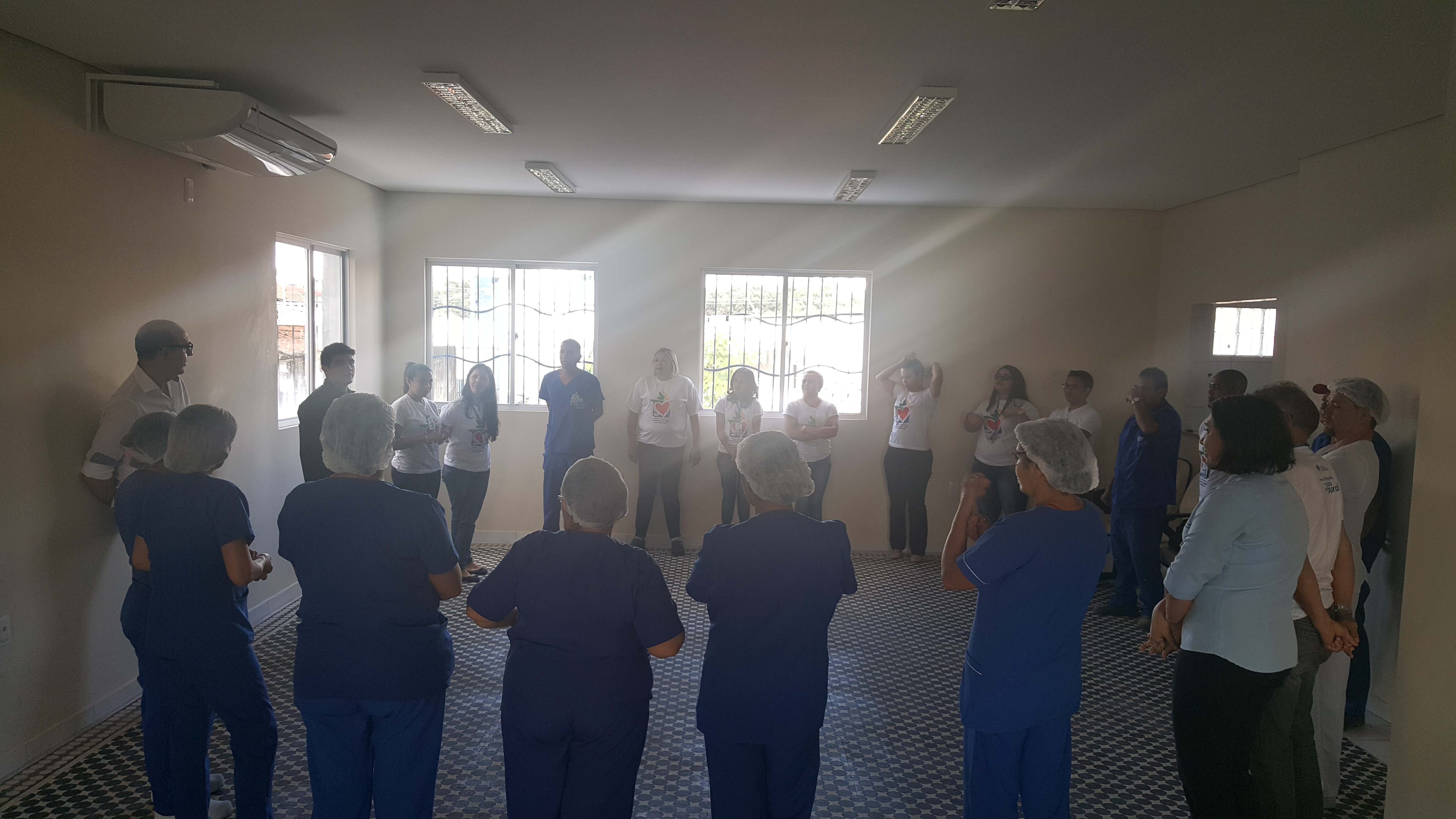 Hospital Varela Santiago realiza palestra sobre Ergonomia do Sistema de Saúde para colaboradores.